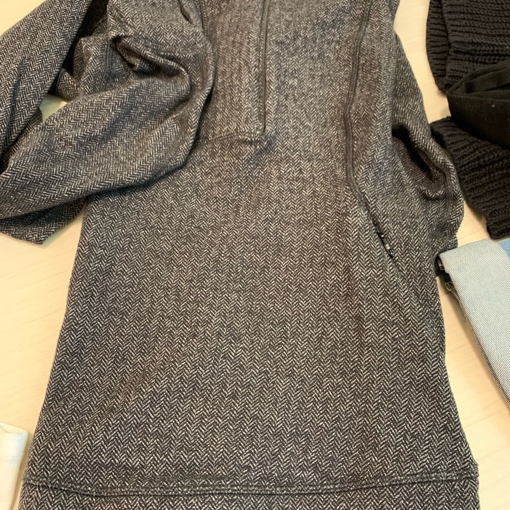 Pull Over Running Top - image 3